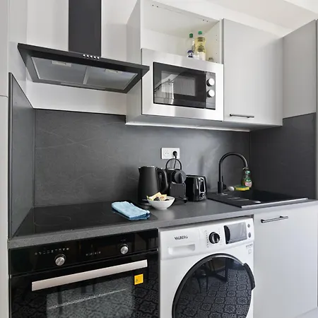 2 Bedroom Ile Saint-louis With Free Netflix Appartamento Parigi