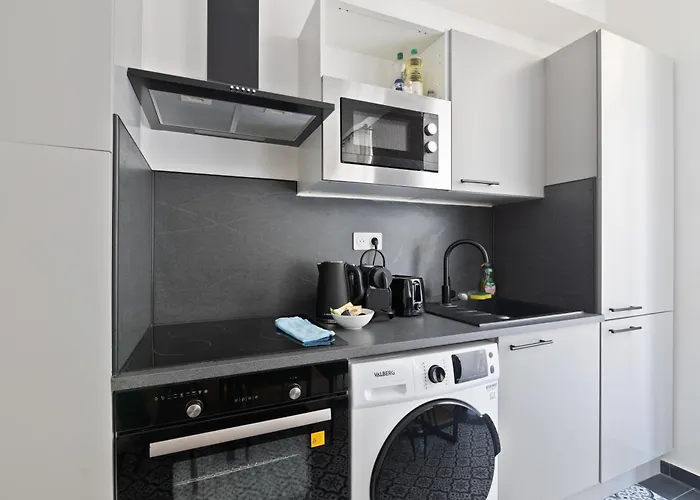 2 Bedroom Ile Saint-louis With Free Netflix Appartamento Parigi